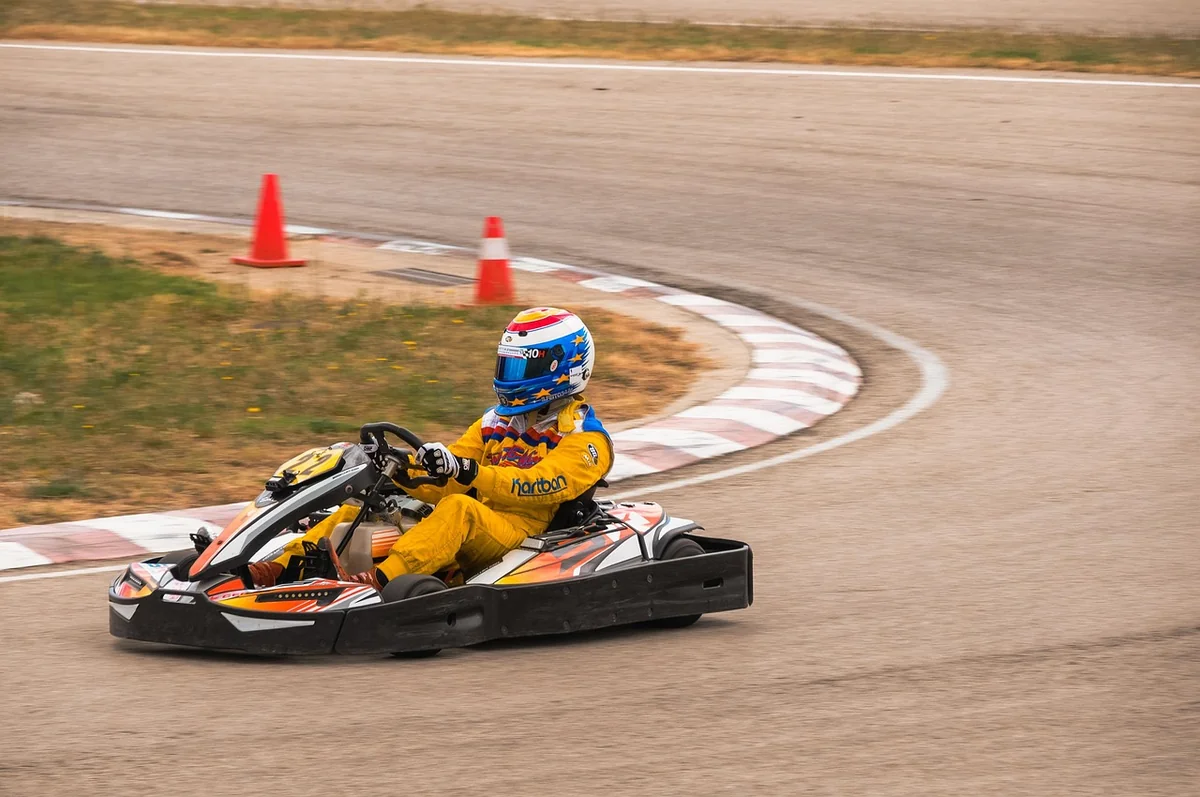 Découvrez les meilleurs circuits de karting en France pour débutants en 2026